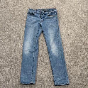 Light blue flex American eagle slim jeans